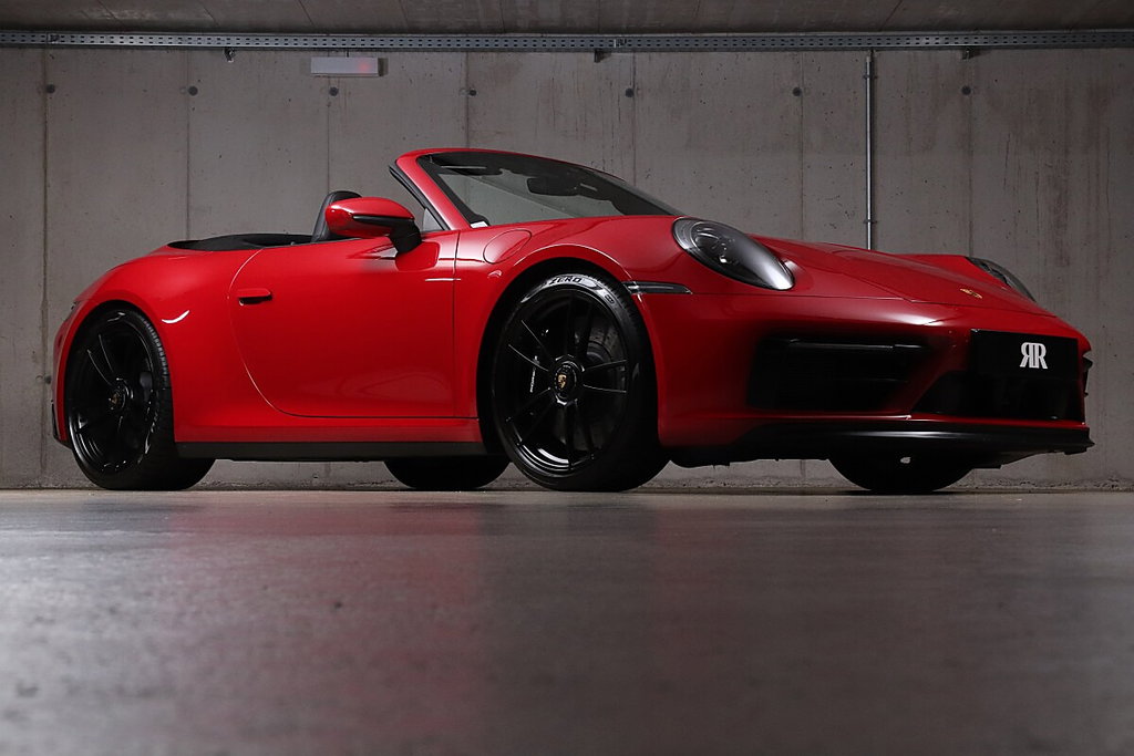 Porsche 992 Carrera GTS