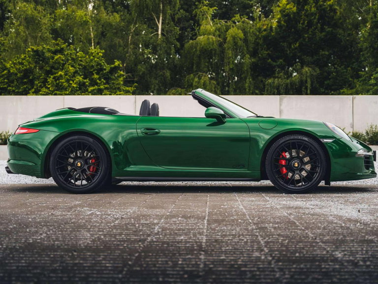 Porsche 991 Carrera 4 GTS