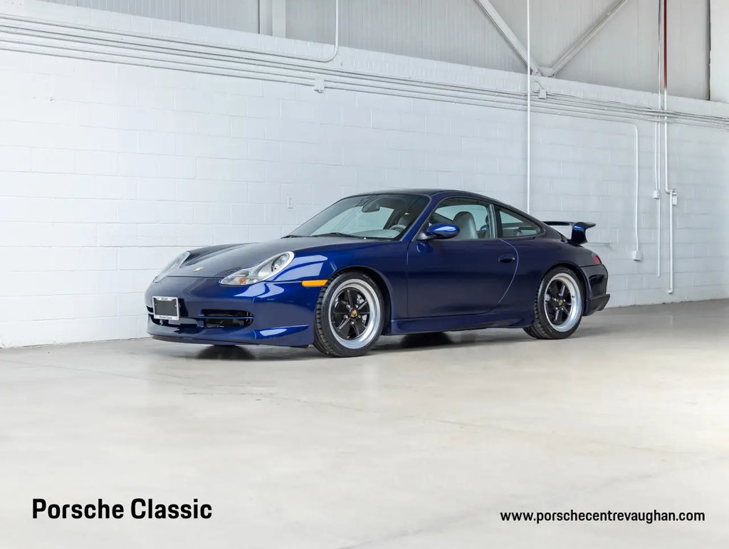 Porsche 996 Carrera 4
