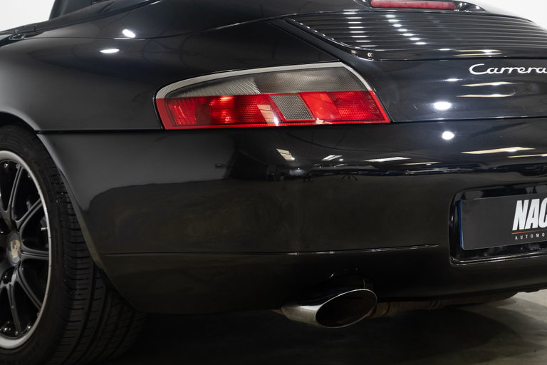 Porsche 996 Carrera 4