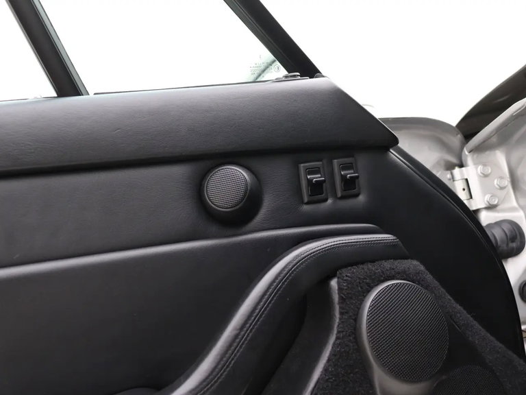 Porsche 993 Carrera 4S