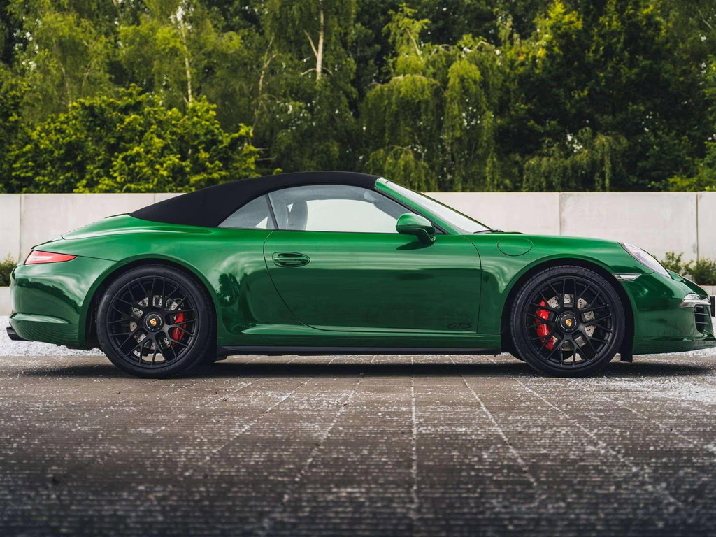 Porsche 991 Carrera 4 GTS