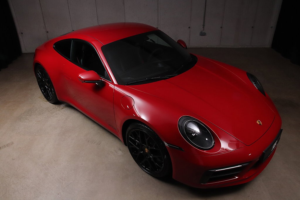 Porsche 992 Carrera GTS