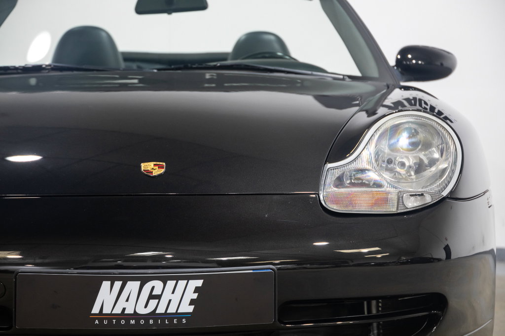 Porsche 996 Carrera 4