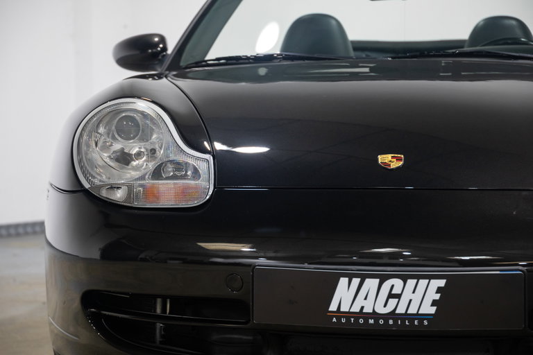 Porsche 996 Carrera 4
