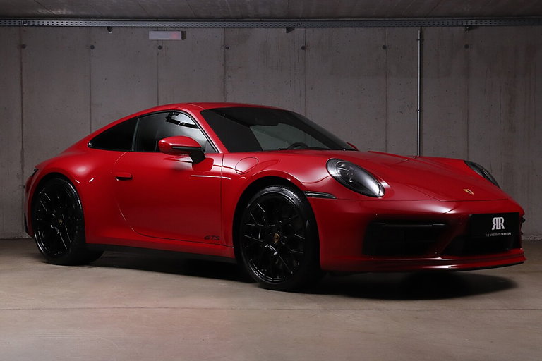 Porsche 992 Carrera GTS