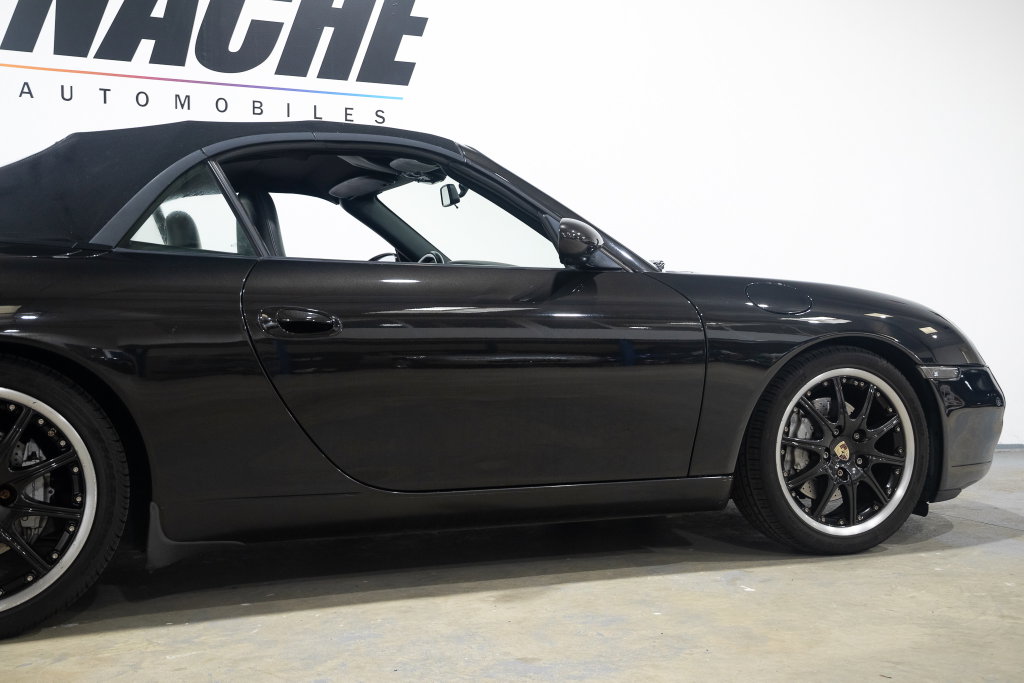 Porsche 996 Carrera 4
