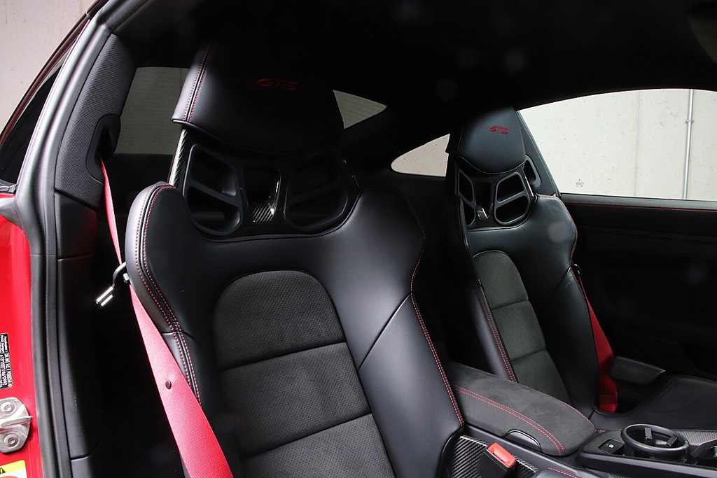 Porsche 992 Carrera GTS