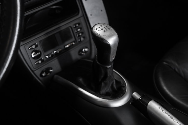 Porsche 996 Carrera 4