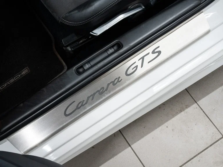 Porsche 997.2 Carrera GTS