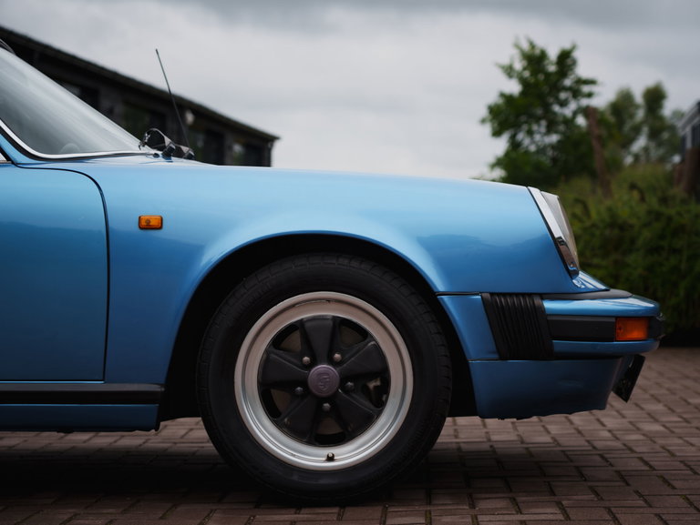 Porsche 911 SC