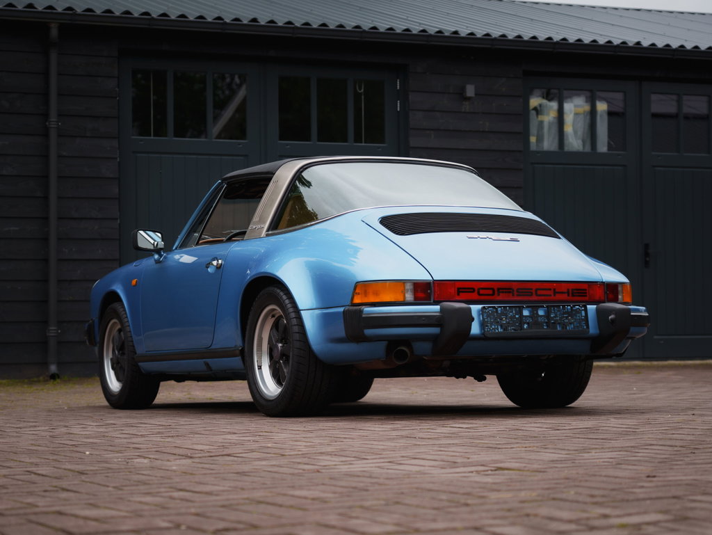 Porsche 911 SC