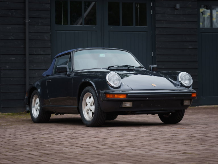 Porsche 911 Carrera 3.2 (US)