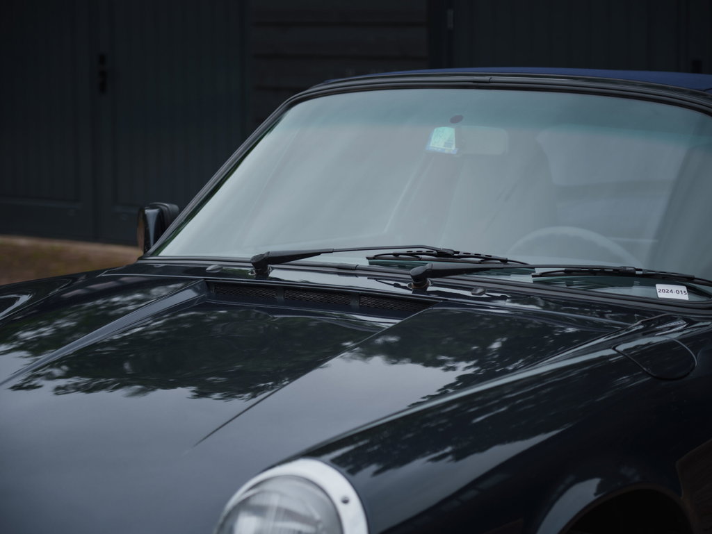 Porsche 911 Carrera 3.2 (US)