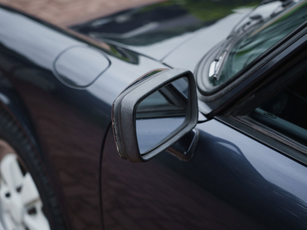 Porsche 911 Carrera 3.2 (US)