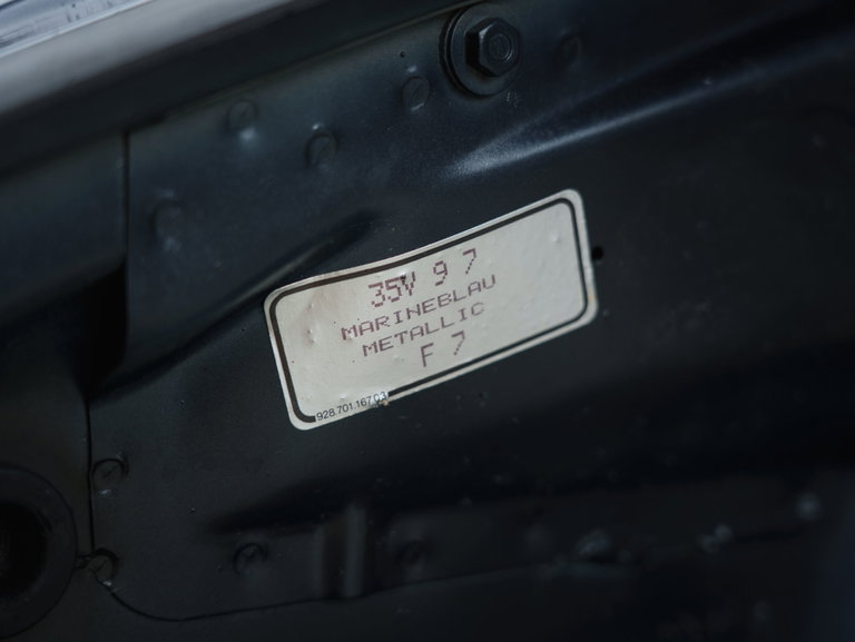 Porsche 911 Carrera 3.2 (US)