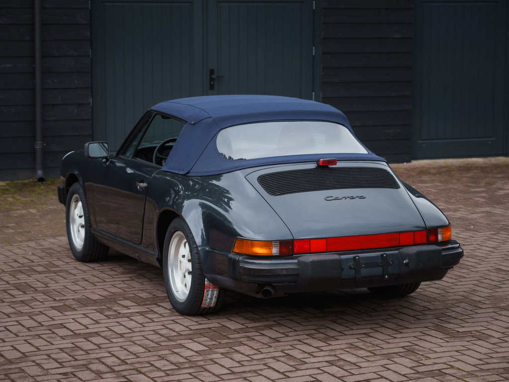 Porsche 911 Carrera 3.2 (US)
