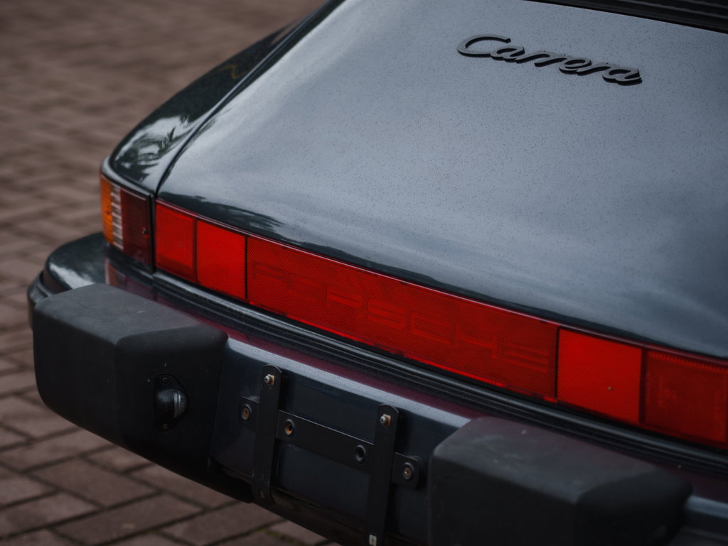 Porsche 911 Carrera 3.2 (US)