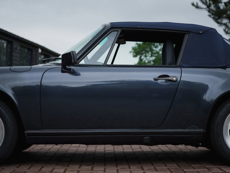 Porsche 911 Carrera 3.2 (US)