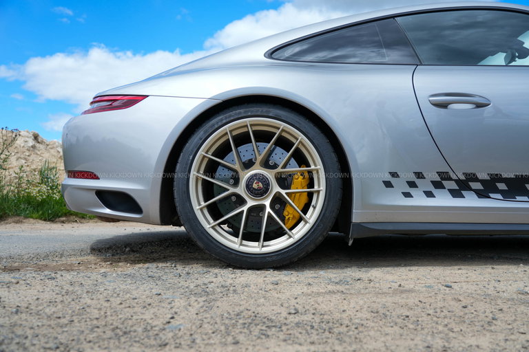 Porsche 991.2 Carrera GTS