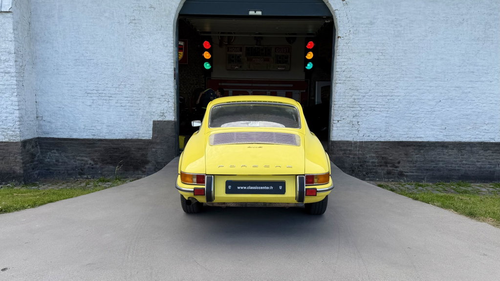 Porsche 911 T