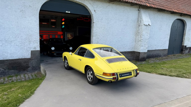 Porsche 911 T