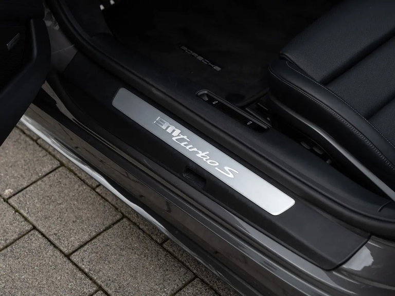 Porsche 992 Turbo S