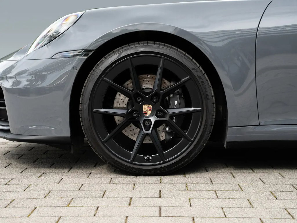 Porsche 992.2 Carrera