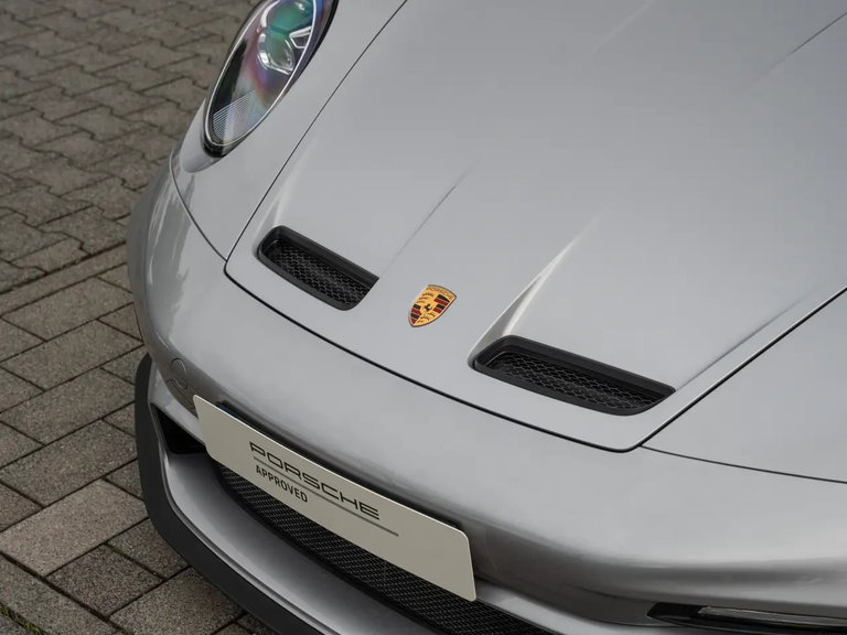 Porsche 992 GT3 Touring