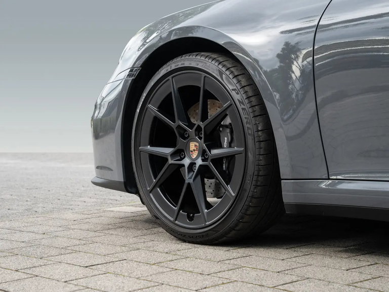 Porsche 992.2 Carrera