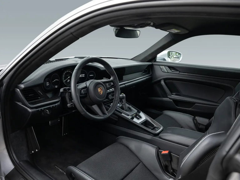 Porsche 992 GT3 Touring