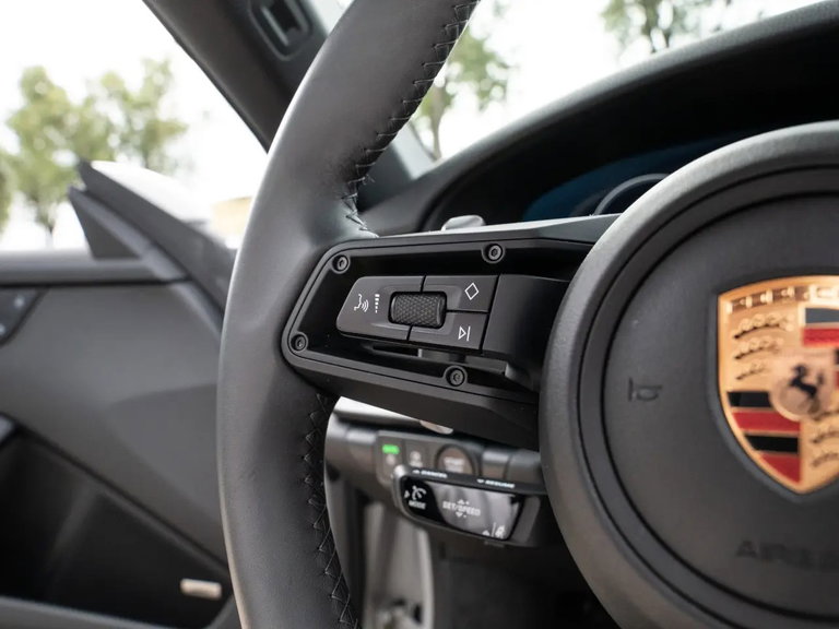 Porsche 992.2 Carrera