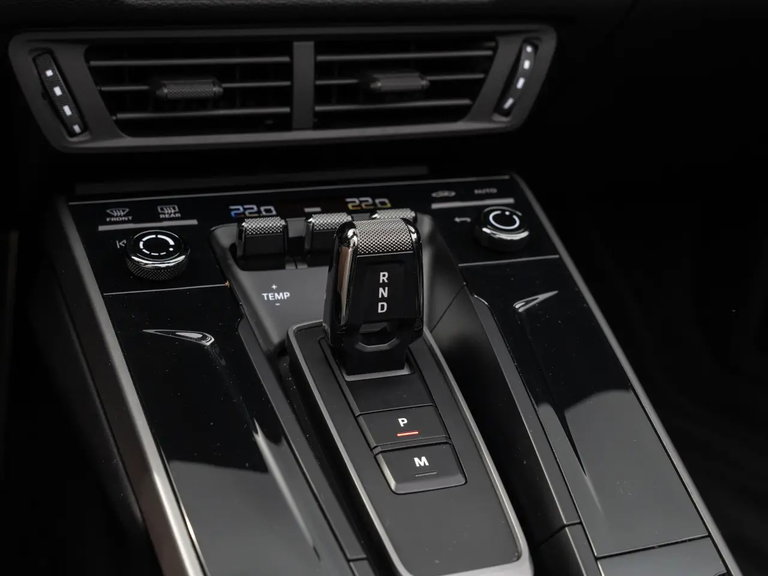 Porsche 992.2 Carrera