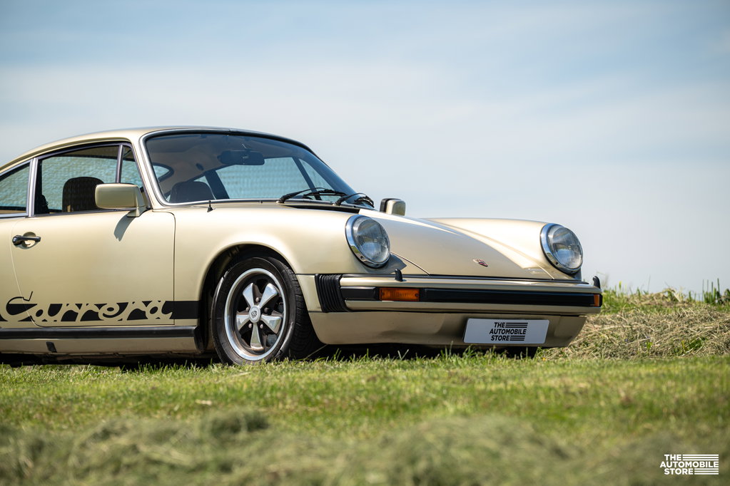 Porsche 911 Carrera 3.0