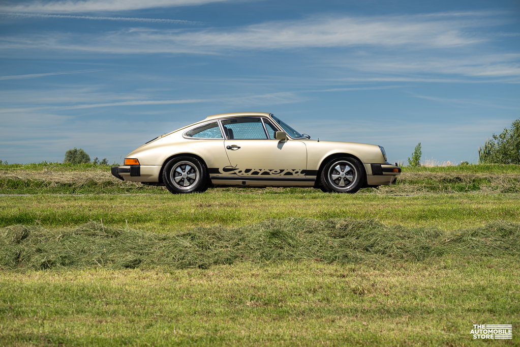 Porsche 911 Carrera 3.0