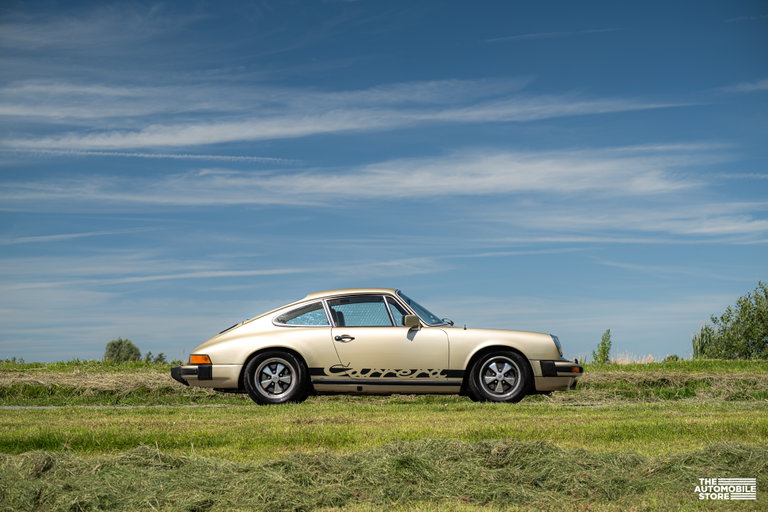 Porsche 911 Carrera 3.0