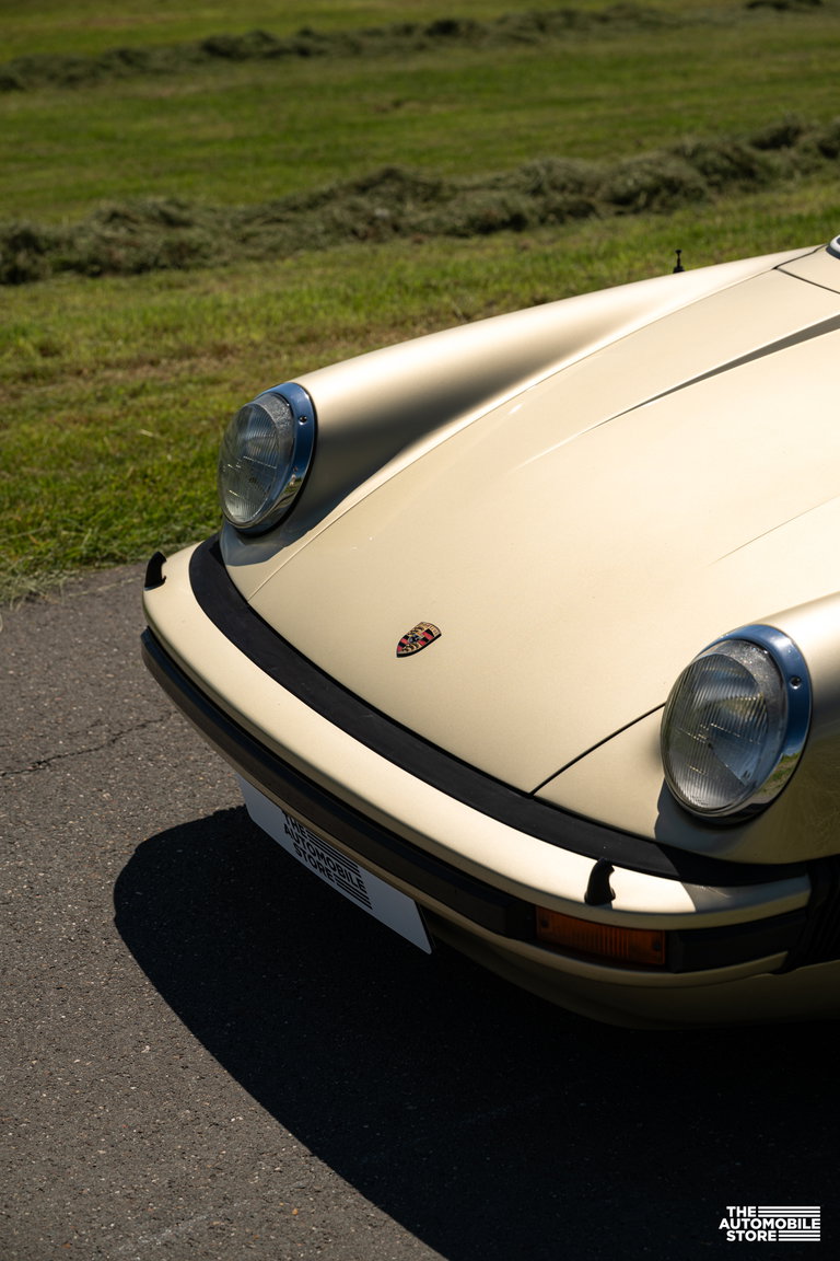 Porsche 911 Carrera 3.0