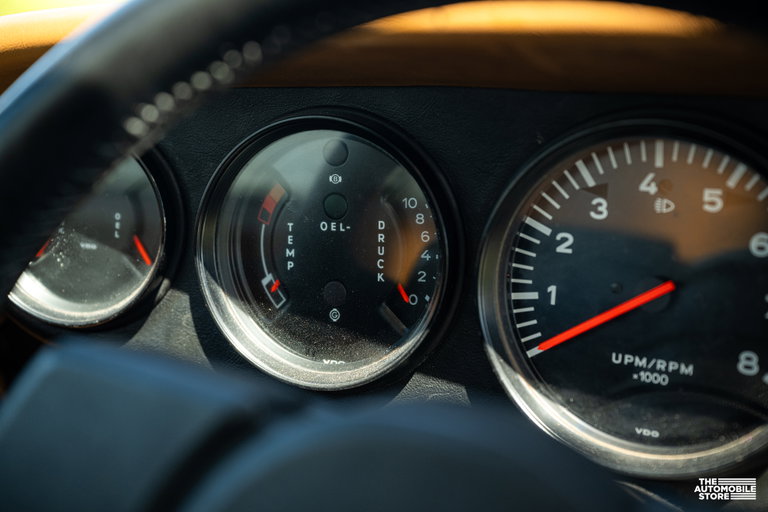 Porsche 911 Carrera 3.0