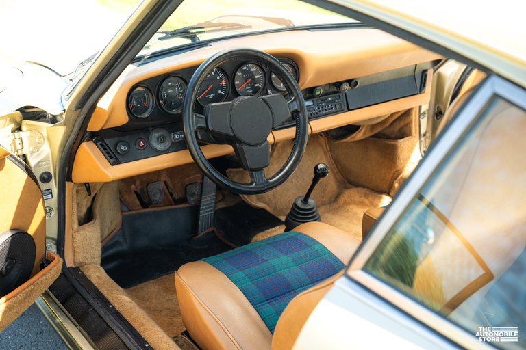 Porsche 911 Carrera 3.0