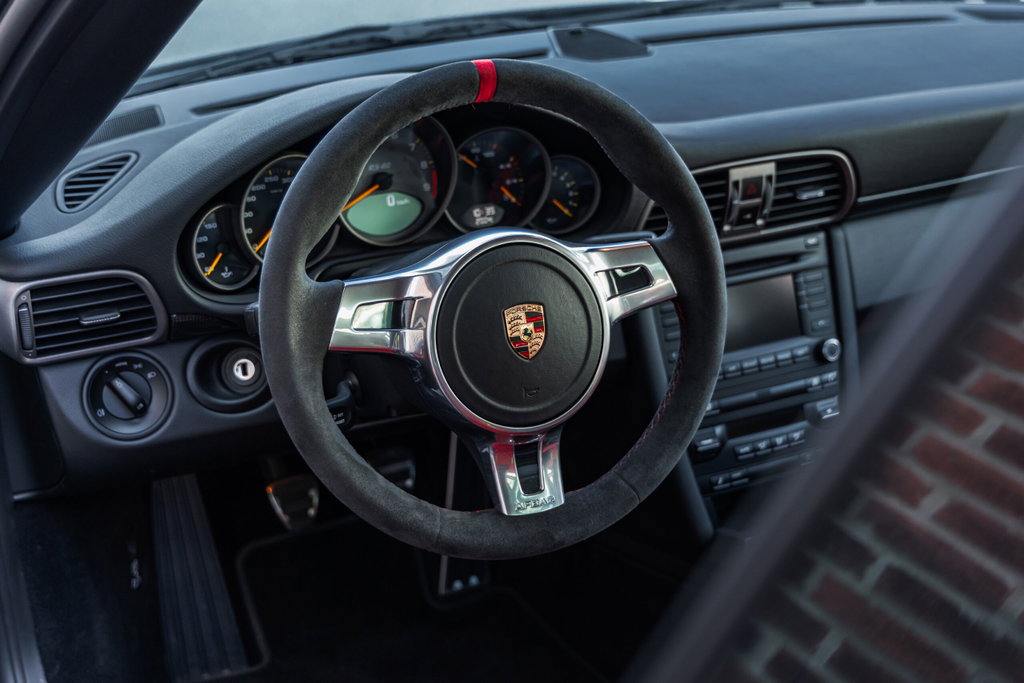 Porsche 997.2 GT3 RS 4.0