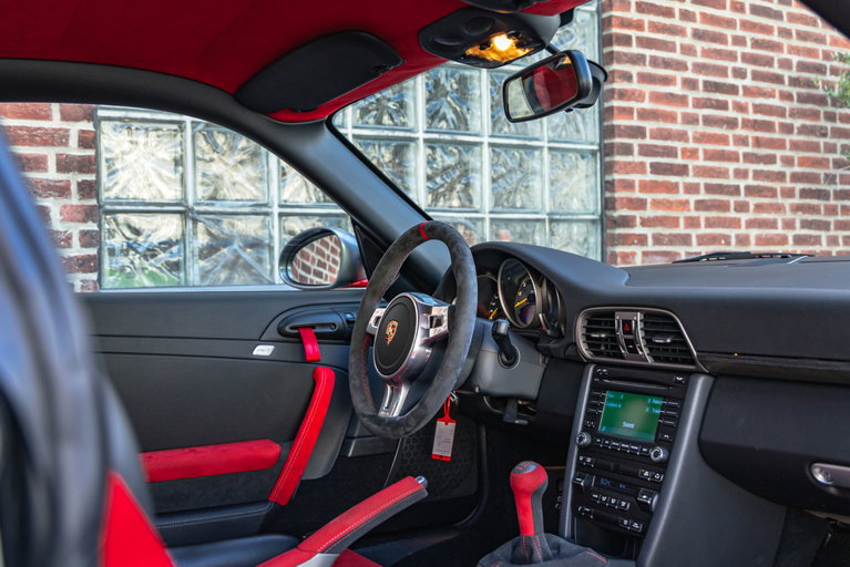 Porsche 997.2 GT3 RS 4.0