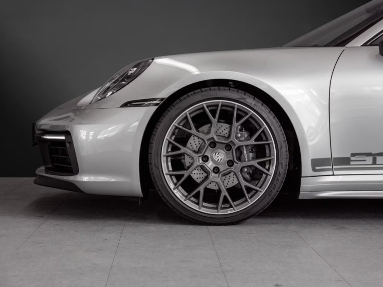 Porsche 992 Carrera T