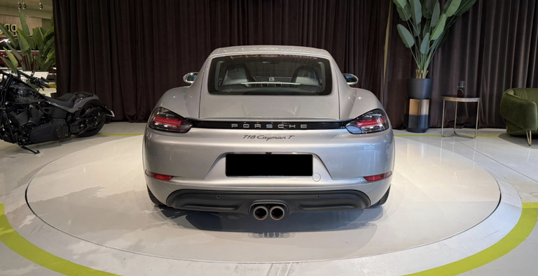 Porsche 718 Cayman T