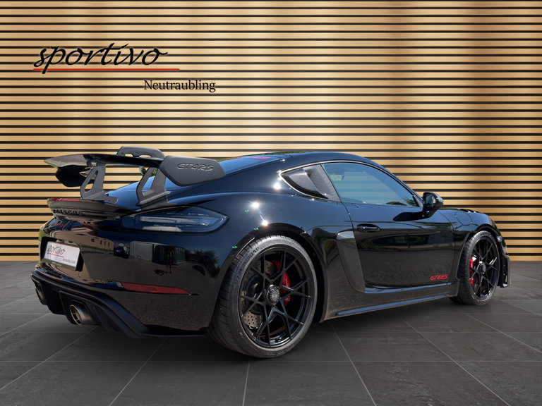 Porsche 718 Cayman GT4 RS