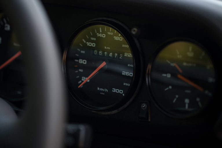 Porsche 993 Carrera 4
