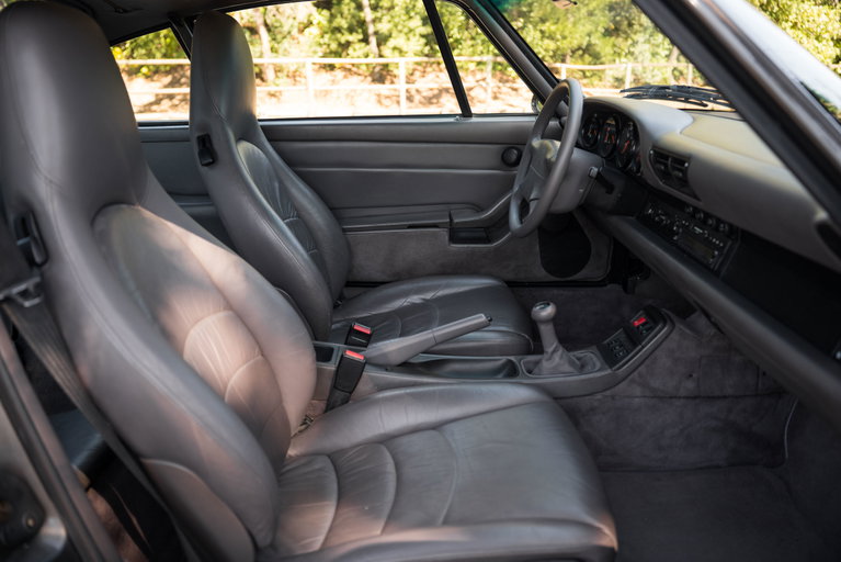 Porsche 993 Carrera 4