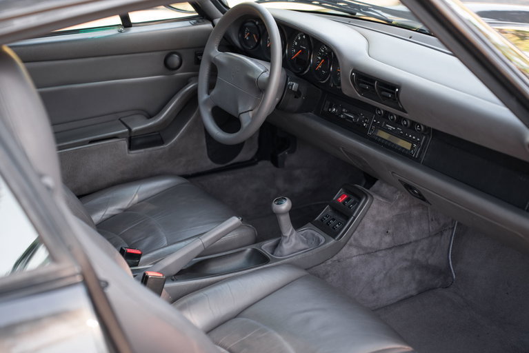 Porsche 993 Carrera 4
