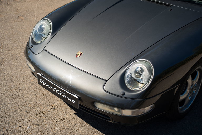 Porsche 993 Carrera 4