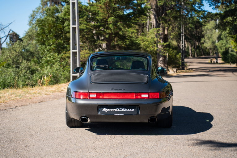 Porsche 993 Carrera 4