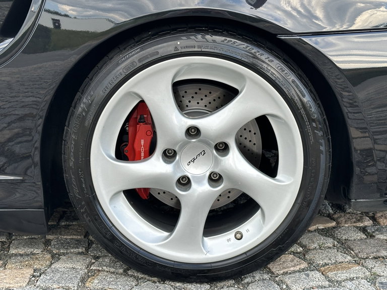Porsche 996 Turbo